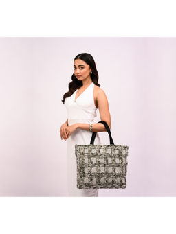 Earth Bags - Feya Textured Fringe Tote Bag Grey