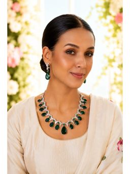 VIVINIA By Vidhi Mehra - Emerald Radiance Statement Necklace Set