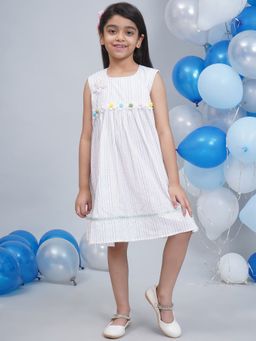 Little Bansi - Girls White Sleeveless Thread work Frock