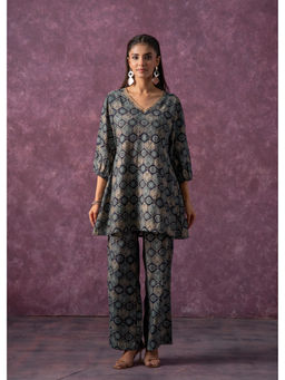 Juniper - Women Navy Blue Cotton Ethnic Motifs and Zari Work Co-Ord Set