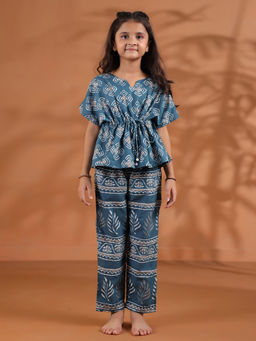 SAY - Teal Pure Cotton Printed Kids Top and Pyjama (Set of 2)