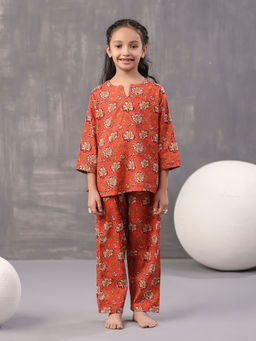 SAY - Orange Pure Cotton Floral Round Neck Top and Pyjama (Set of 2)