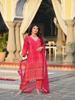 Mahee Jaipur - Pink Embroidered Bandhani Kurta with Pant & Dupatta
