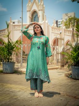 Mahee Jaipur - Green Pure Muslin Block and Floral Print Kurta and Pant