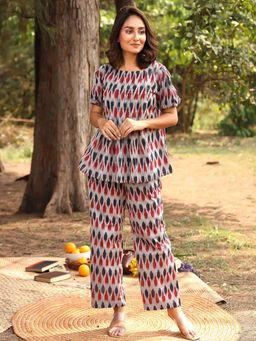 Sutra Art of Clothing - Red and Blue Pure Cotton Ikkat Co-ord Set