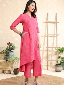 Sutra Art of Clothing - Pink Pure Cotton Solid Kurta and Pant