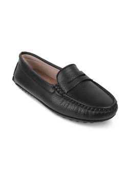 PEPPER - Women Slip On Round Toe Loafers- Black