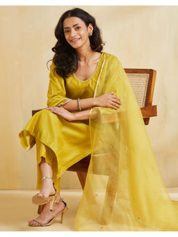 Fabindia - Yellow Cotton Silk Hand Embroidered Kurta Pant & Dupatta (Set of 3)