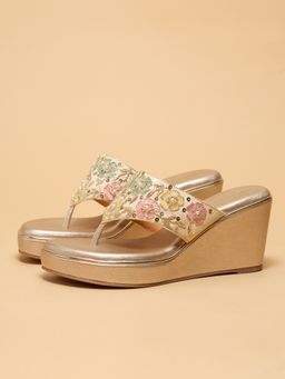 ERIDANI - Women Ayat Gold Embroidered Wedges Heels