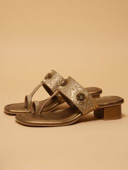 ERIDANI - Women Kriva Metallic Embroidered Kolhapuri