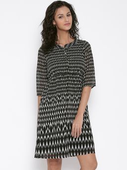 Sera - Black Fit and Flare Mini Dress