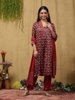 Garden VARELI - Women's Viscose Red Printed Kurta Set with Dupatta