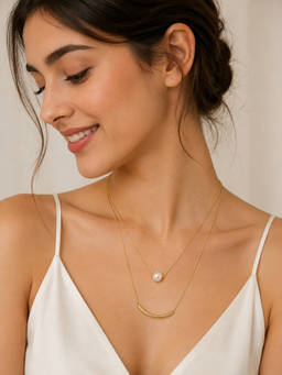 ABHUSHANAM - White The Serene Curve Pendant (51880)