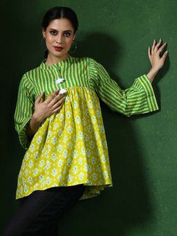 Jaipur Kurti - Green Floral Printed A-Line Pure Cotton Top