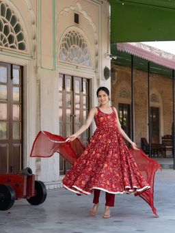GAYRAA - Maroon Floral Printed Anarkali Kurta with Pant and Dupatta (Set of 3)