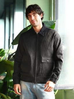 Campus Sutra - Men's Midnight Black Zip-Front Crease-Tactile Jacket