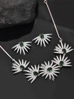 Voylla - Fireworks Emerald Spark Jewellery Set