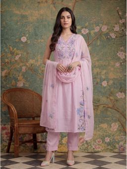 Yufta - Pink Mull Chanderi Have A Lining Pleated Kurta with Pant and Dupatta