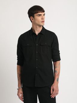 The Bear House - Men Black Solid Fit Cotton Casual Shirt With Flap Pocket
