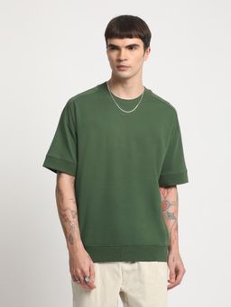 The Bear House - Men Green Solid Drop Shoulder Relaxed Fit Cotton T-Shirt