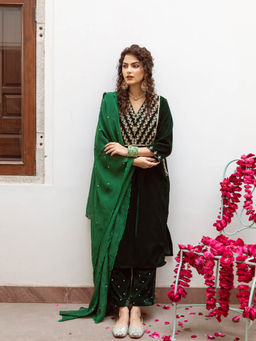 Maison Shefali - Roya Panna - Velvet Embroidered Kurta & Pant with Dupatta (Set of 3)