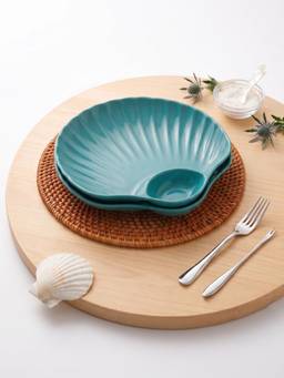 YELONA - Green Shell Shaped Wheat Straw Bamboo Fiber Eco-Friendly Plates Set Of 2