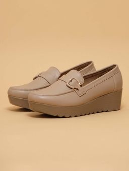 ERIDANI - Women Beige Casual Loafers