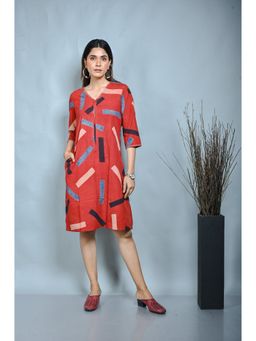 EARTHWEAR - Red Printed Straight Dress