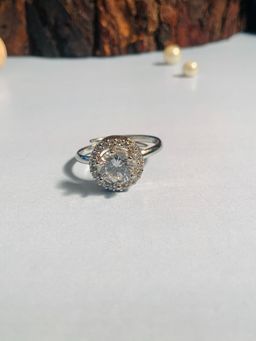 Abdesigns - Luxurious High Quality Silver Plated Ring - White