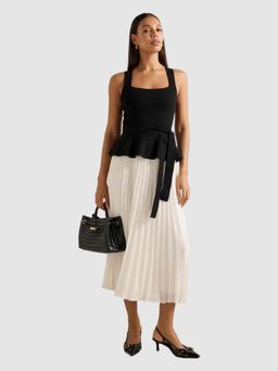 Forever New - Women Black Solid Midi Dress