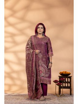 Mamicha - Burgundy Mystic Plum Kurta with Pant and Dupatta