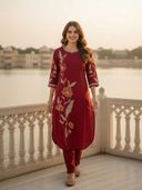 Maroon color option, Currently selected