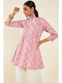 Pink color option, Sold out, Currently selected