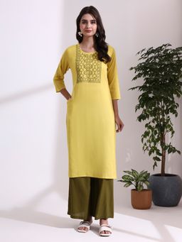 Jaipur Kurti - Women Green Viscose Rayon Embroidered Straight Kurta