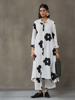 Black & Blah Blah - White Viscose Rayon Floral Co-ord Set