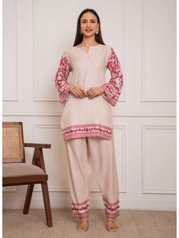 HOUSE OF KARI - Women Beige Polyester Floral Tunic with Pant