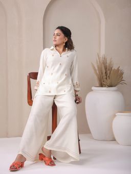 SPAN - Women White Rayon Embroidered Kurta with Palazzo