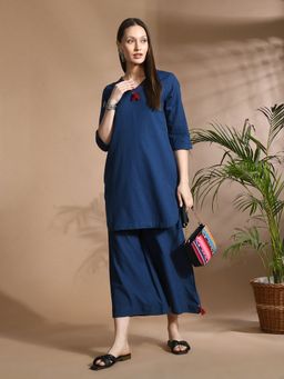 Aayusika - Women Blue Cotton Flex Solid Co-ord Set