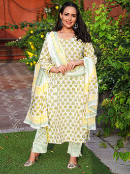 DIMPLE DESIGN STUDIO - White Spring Kurta Pant with Dupatta (Set of 3)