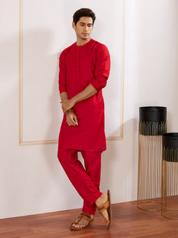 Vastramay - Red Solid Kurta and Pyjama (Set of 2)