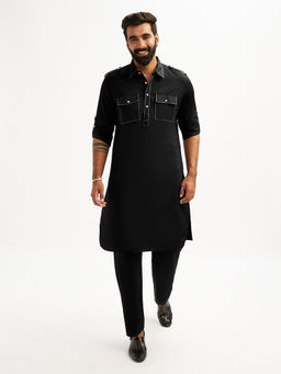 Vastramay - Black Solid Kurta and Pyjama (Set of 2)