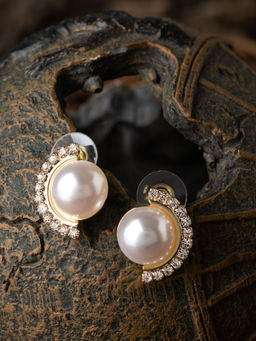 E2O - Quirky Golden With White Peral Embellished Stud Earring Women
