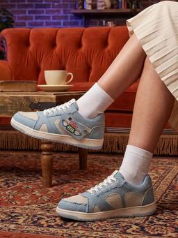 Yoho - Central Perk Inspired Sneakers