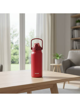 Nertz - Red Dodge Fitness Charger Double-Wall Vacuum Insulation Bottle