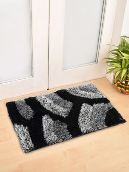 FABINALIV - Black Geometric Polyester Door Mat