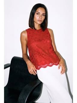 VALERE - Red Floral Lace Top