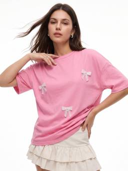 Outzidr - Pink Lace Bow Applique T-Shirt