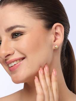 Kicky and Perky - 925 Sterling Silver Sun Burst Moissanite Stud Earrings