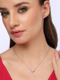 Kicky and Perky - 925 Sterling Silver Interlocking Square Pendant Necklace
