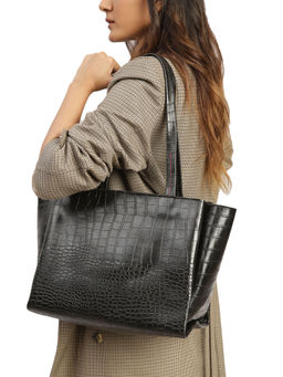 MINI WESST - Women's Black Tote Bag